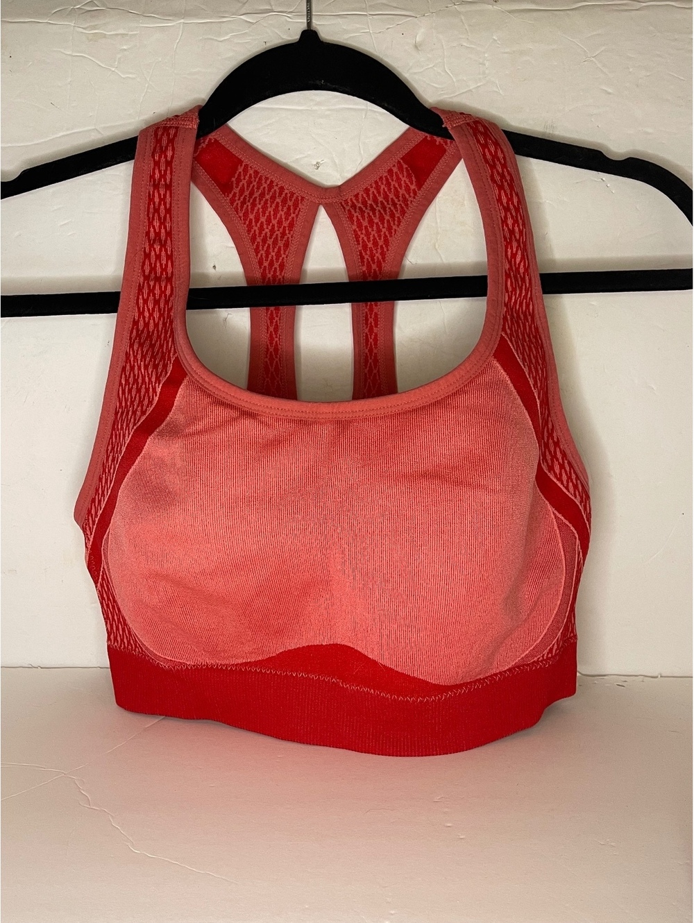 AVIA Sports Bra Womens L 12-14 Coral Racerback Molded Cup Athletic Workout